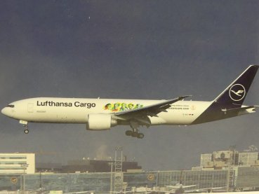 1/500 Herpa Wings Boeing 777F Lufthansa Cargo Human Care Buenos Días México 535755