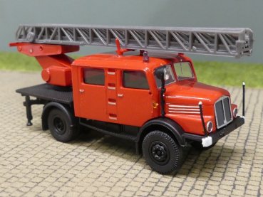 1/87 Brekina IFA S 400-1 Bautruppwagen Feuerwehr 71765